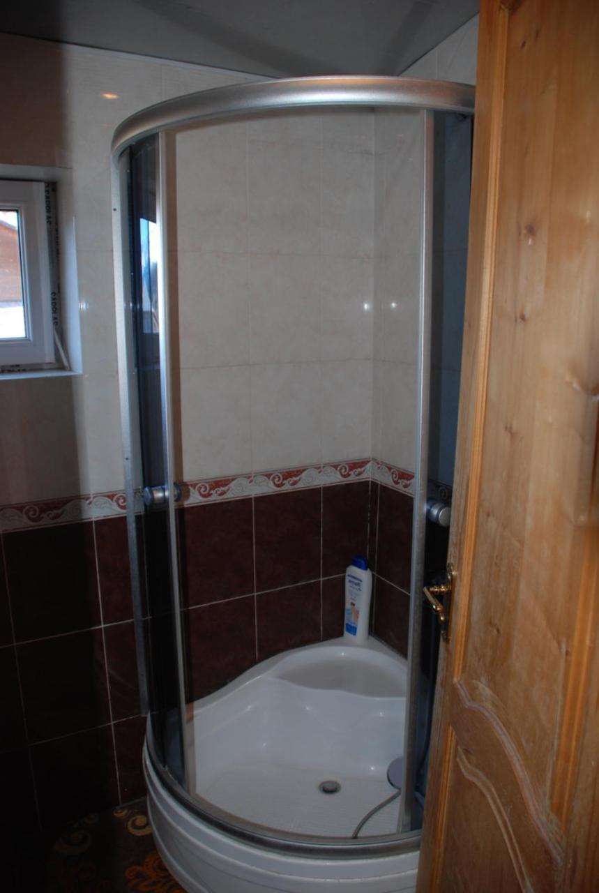 Dodo Japaridze Guesthouse Mestia Zewnętrze zdjęcie